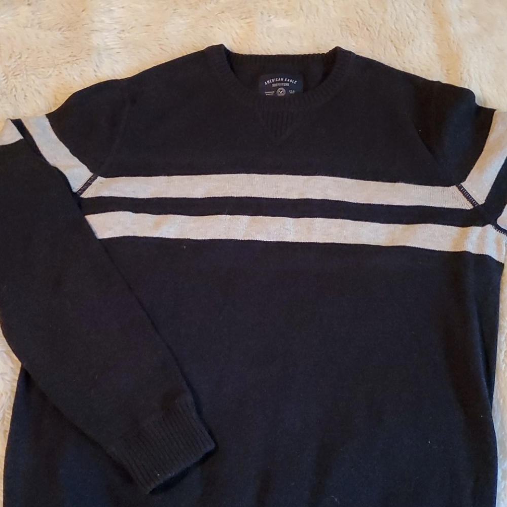 Sweater - Picture 4 of 4